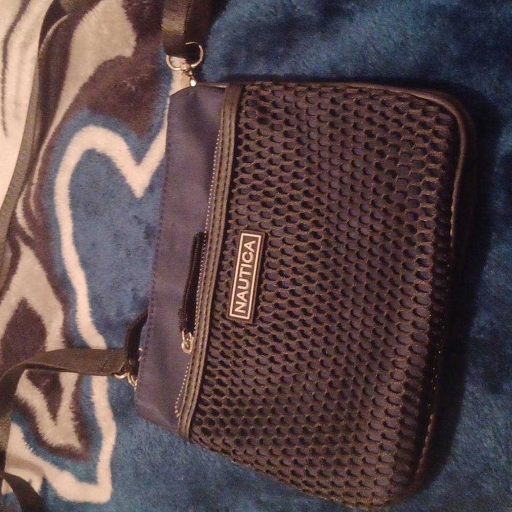 Nautica Cross Body